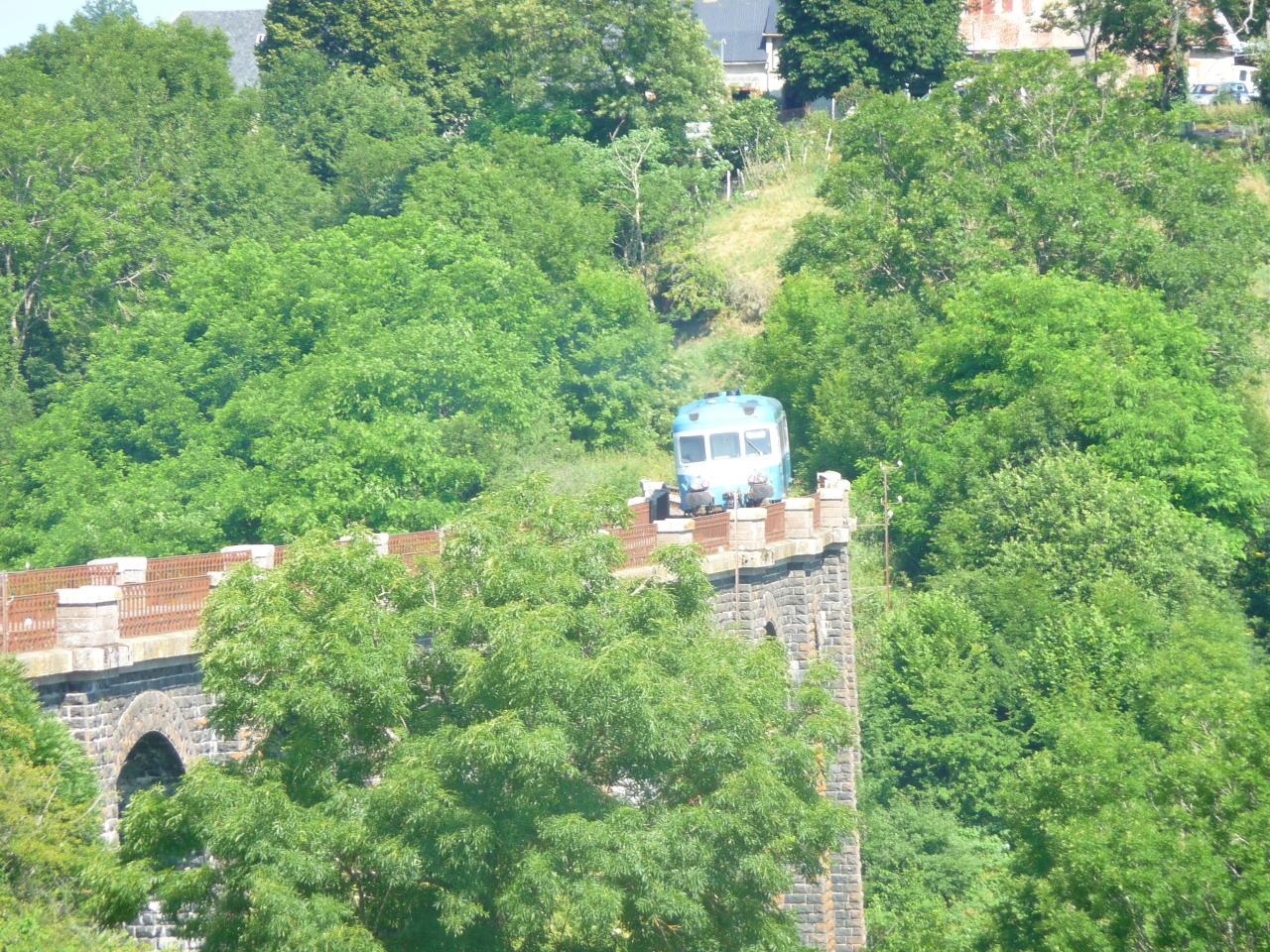 Arrivée de l'autorail