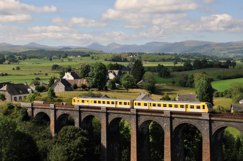 Train Gentiane et Viaduc